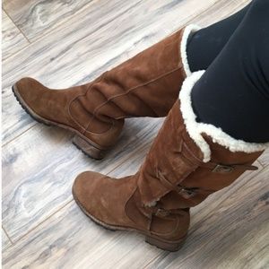 Ugg tall brown suede boots size 7